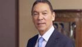 طبيب البسطاء في محنة شديدة.. الحالة الصحية للدكتور هاني الناظر