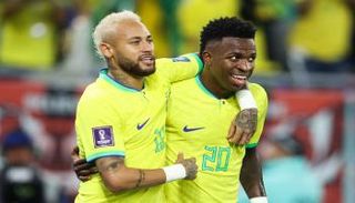 فينيسيوس جونيور ونيمار في منتخب البرازيل