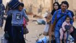 نزوح عشرات الآلاف في غزة.. وردود فعل عربية غاضبة