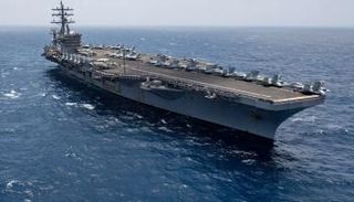 حاملة الطائرات الأمريكية يو إس إس آيزنهاور