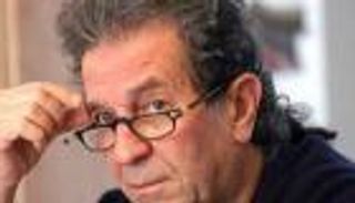 إيران.. العثور على المخرج داريوش مهرجويي وزوجته مقطوعي الرأس