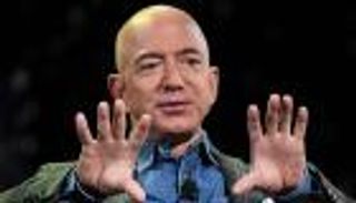 جيف بيزوس يشتري قصرا إضافيا في "حصن المليارديرات".. لماذا؟