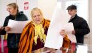 صدع في بولندا يرمم جدار أوروبا