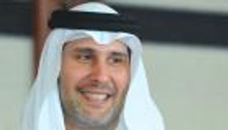 بعد مانشستر يونايتد.. جاسم بن حمد يتجه لعملاق جديد بالدوري الإنجليزي