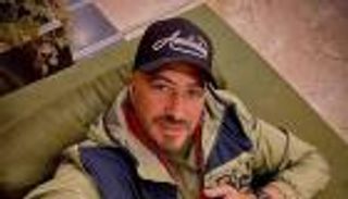 تفاصيل مشاجرة مجدي الهواري في مطعم شهير.. المخرج طلب الصلح