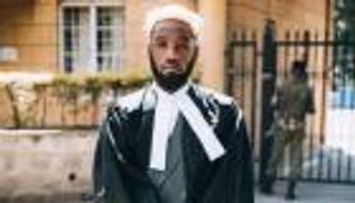 توقيف محامٍ «مزيف».. فاز بـ26 قضية دون دراسة «الحقوق»