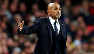 لوتشيانو سباليتي مدرب منتخب إيطاليا