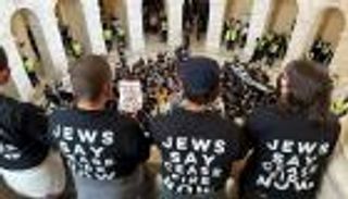 متظاهرون يهود يقتحمون الكونغرس للمطالبة بوقف حرب غزة