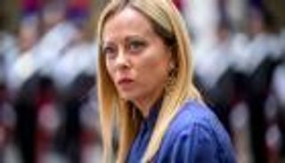 ديون إيطاليا.. بركان خامل يهدد هذه الأسواق