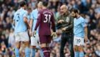 عبر 3 لاعبين من الخصم.. غوارديولا يكشف خليفته في مانشستر سيتي