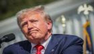 إهانة القضاء.. تغريم ترامب مع تحذير بوضعه «رهن الاحتجاز»