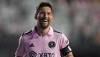 هل يصبح ميسي رجلا فضائيا؟.. فيديو يكشف مفاجأة