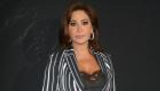 «تبرير» و«هجوم».. إليسا لمنتقدي إحيائها حفلا: «هذا رزقنا»