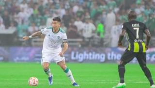 روبرتو فيرمينو مهاجم الأهلي السعودي