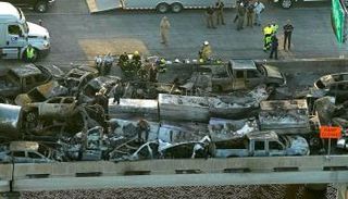 جانب من تصادم السيارات في أمريكا