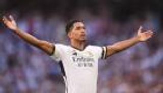 بورقة كريستيانو رونالدو.. بيلينغهام يهدد برشلونة قبل الكلاسيكو