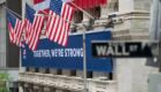 الاقتصاد الأمريكي يصدم التوقعات.. أسرع وتيرة نمو في عامين