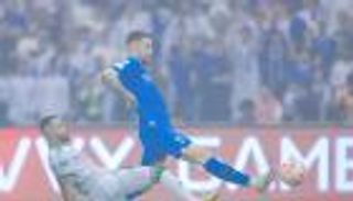 بـ3 أرقام.. سافيتش يتلاعب بالتاريخ في كلاسيكو الهلال والأهلي (فيديو)