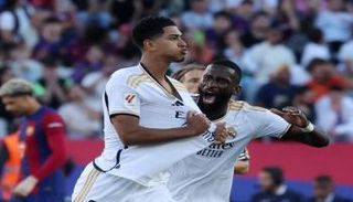 من كلاسيكو برشلونة وريال مدريد