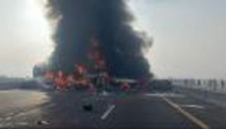 حادث طريق الإسكندرية الصحراوي.. 35 قتيلا وتفحم عشرات السيارات