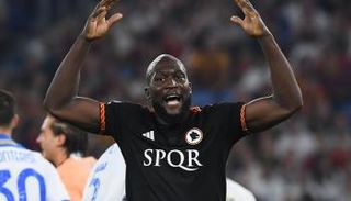 روميلو لوكاكو مهاجم روما الإيطالي