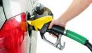 أسعار البنزين الجديدة في مصر.. ماذا سيحدث باجتماع لجنة التسعير؟