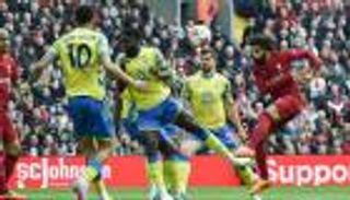 إرث سواريز في خطر.. تاريخ جديد ينتظر محمد صلاح أمام نوتينغهام فورست