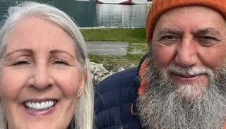 والدا زوجة حمزة يوسف