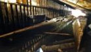 تحت موقف سيارات.. 3 غواصات نازية تظهر بعد الحرب العالمية الثانية 