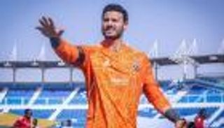 «الأفضل في أفريقيا».. حارس الأهلي يتحدى كأس العالم ودوري أبطال أوروبا