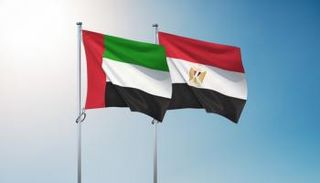 علما دولتي الإمارات ومصر- وام