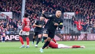 كيليان مبابي نجم باريس سان جيرمان