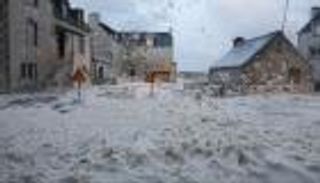 12 ضحية للعاصفة «سيارا»