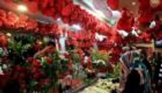 عيد الحب المصري.. ما سر الاحتفال بـ«الفالنتين» مرتين؟