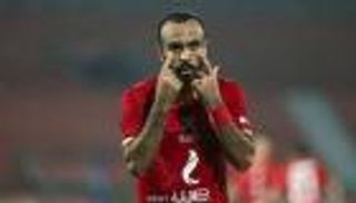 أفسد ليلة العودة للانتصارات.. قفشة يثير أزمة في الأهلي المصري (فيديو)