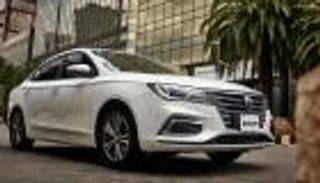 بزيادة تصل إلى 70 ألف جنيه.. سعر سيارة MG 5 موديل 2024