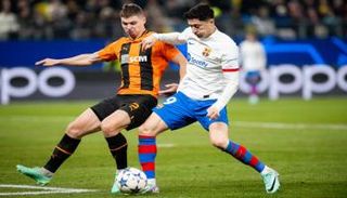 مباراة برشلونة وشاختار 