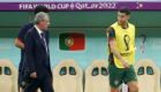 بعد 11 شهرا.. فرناندو سانتوس يكشف كواليس أزمة رونالدو في مونديال 2022
