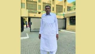 الباكستاني غلام شبير