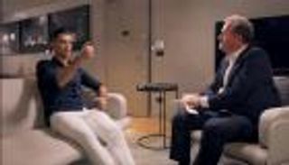 برسالة ساخرة.. بيرس مورغان يُحيي صراع كريستيانو رونالدو مع تين هاغ