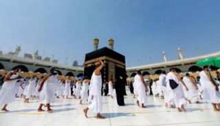 حجاج بالبيت الحرام- أرشيفية