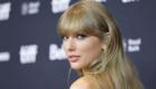 جمهور تايلور سويفت يتصدر «التريند» بحملة لدعم فلسطين