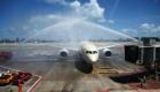 حرب غزة تفرض تداعياتها على العالم.. ضربة لقطاع السفر