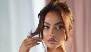 الفاشينيستا الكوينية فاطمة المؤمن 