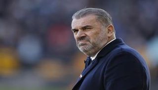 أنجي بوستيكوغلو