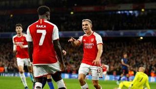 لياندرو تروسارد لاعب أرسنال ضد بيرنلي