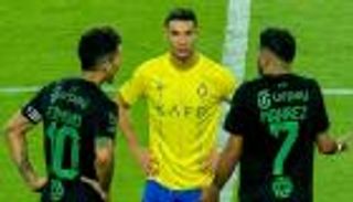 مفاجأة رونالدو ومحرز.. من هم أفضل 5 لاعبين في الدوري السعودي 2024؟