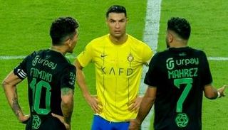 رياض محرز وكريستيانو رونالدو وروبرتو فيرمينو