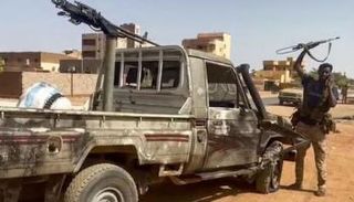 آثار الاشتباكات في الخرطوم - أرشيفية