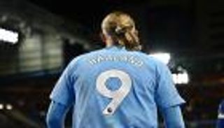 هالاند بمليار يورو.. هل يدخل تاريخ كرة القدم؟